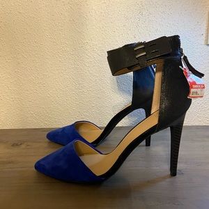 Joes jeans blue/ black suede heels NWT